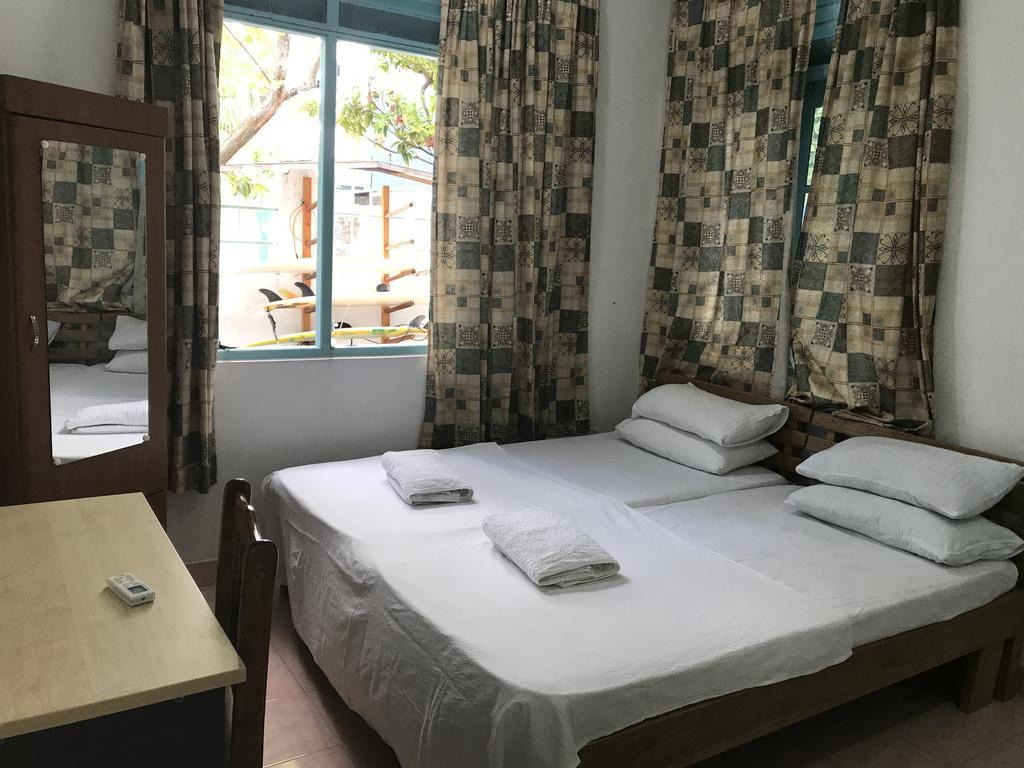 Raalhu Lodge Himmafushi Buitenkant foto